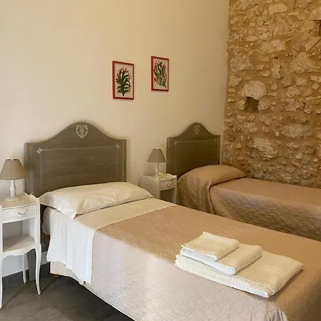 Panzió Corte Sicula Szirakúza