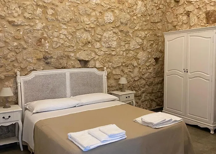 Corte Sicula Bed & Breakfast Syracuse